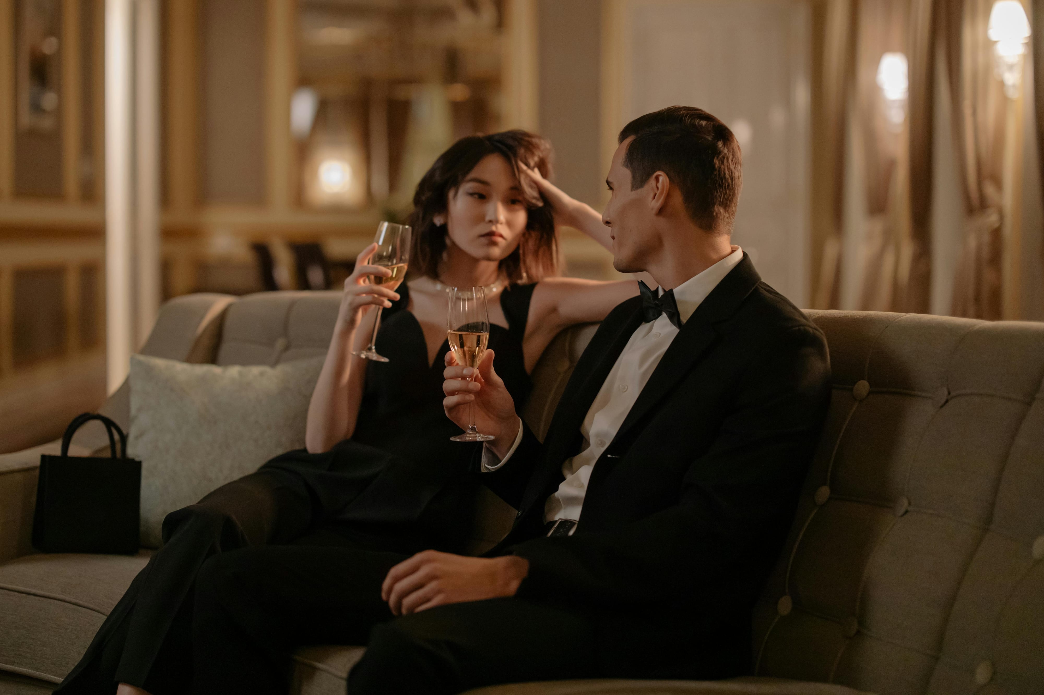 Champagne couple